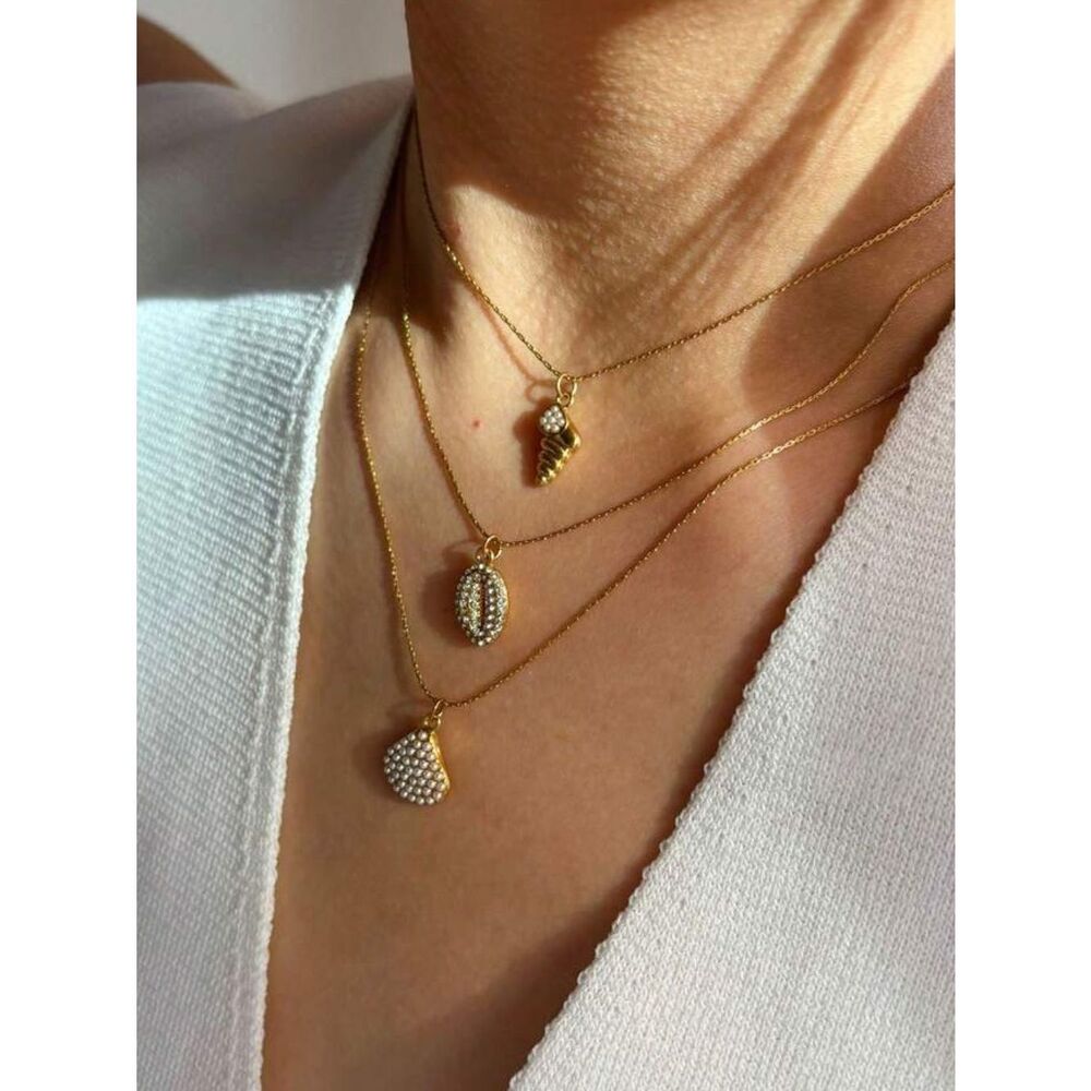 Seashell charm #2532